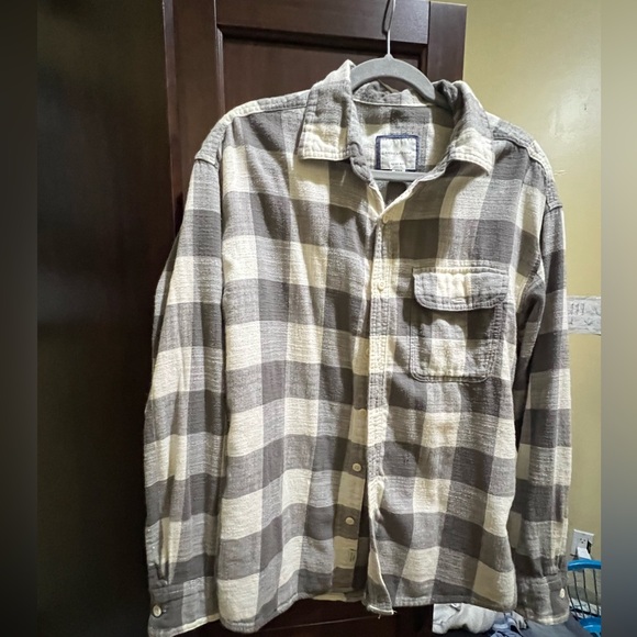 American eagle flannel/button up - Picture 2 of 4